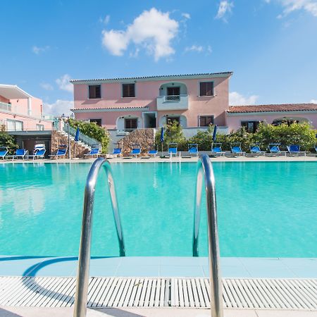 Albergo Residenziale Gli Ontani Cala Liberotto Εξωτερικό φωτογραφία